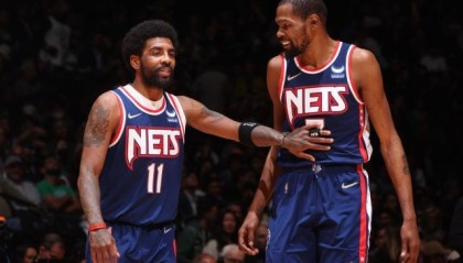 开云注册网址-KD：欧文兼职曾令我抓狂 但这不会影响我们的友情